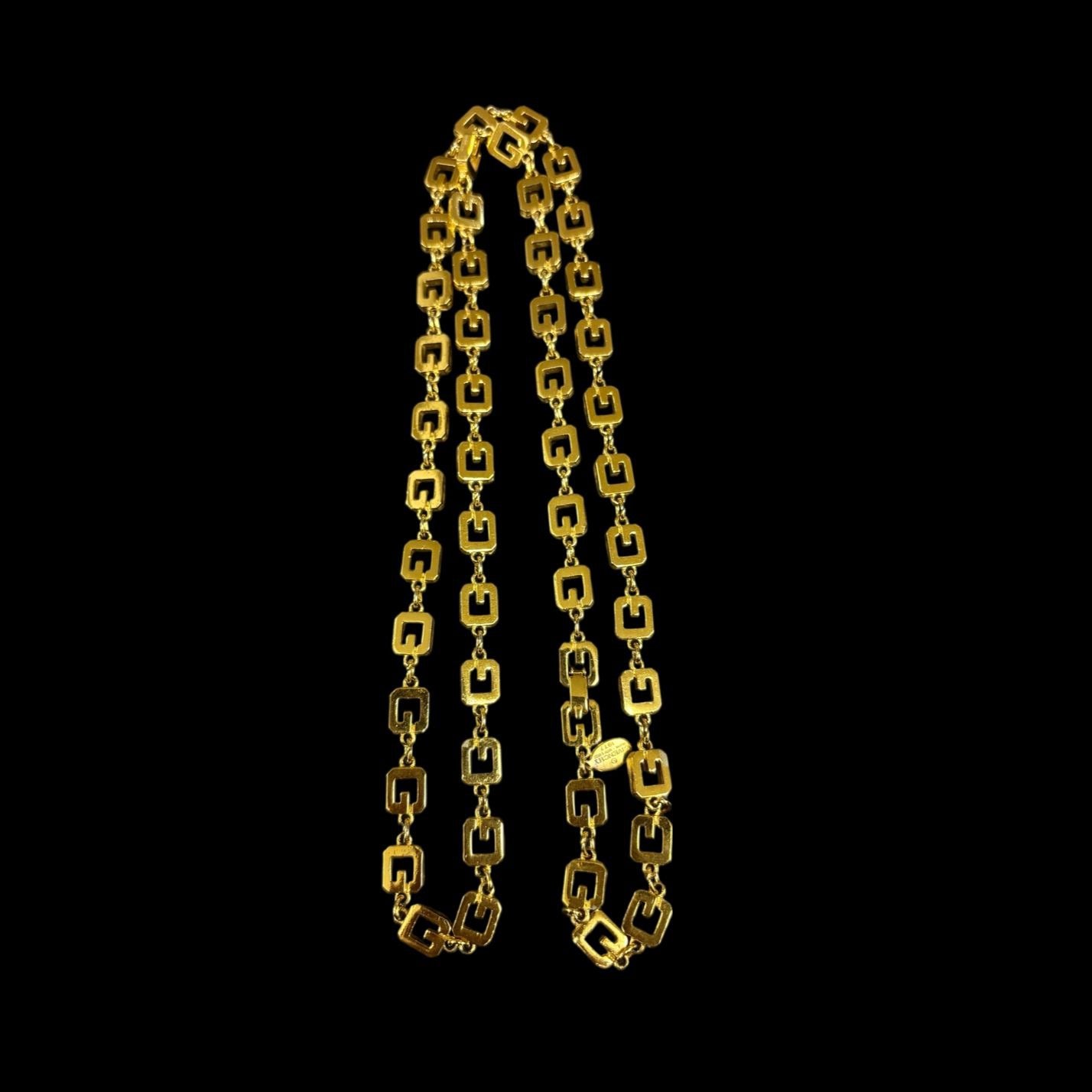 GIVENCHY necklace, gold-plated, alloy
