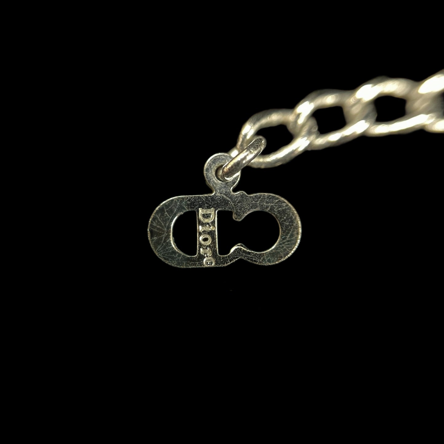 CHRISTIAN DIOR Plain Oblong Plate Fine Box Chain Necklace Silver Tone Metal Delicate Thin Chain Adjustable Extension with CD Logo Charm Minimalist Elegant Casual Daily Accessory