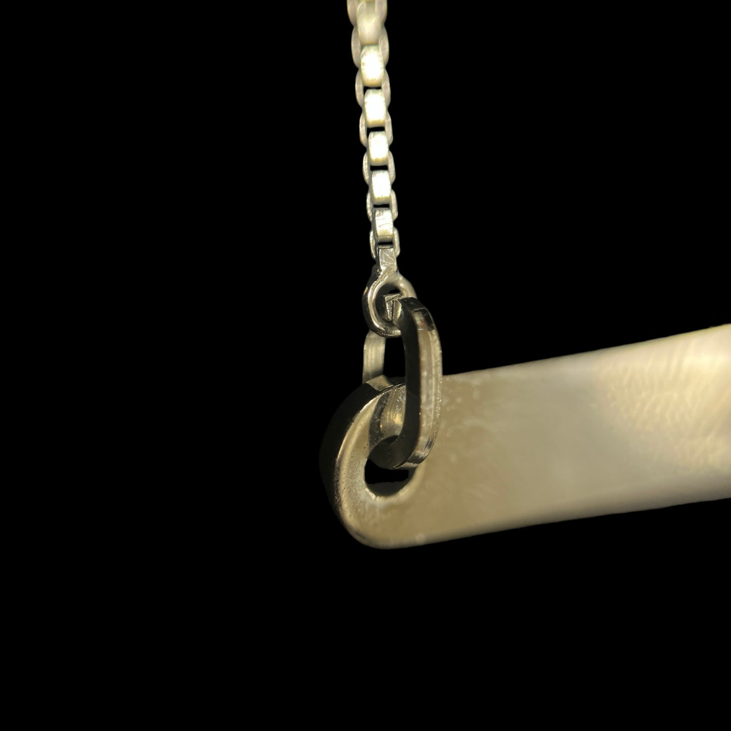 CHRISTIAN DIOR Plain Oblong Plate Fine Box Chain Necklace Silver Tone Metal Delicate Thin Chain Adjustable Extension with CD Logo Charm Minimalist Elegant Casual Daily Accessory