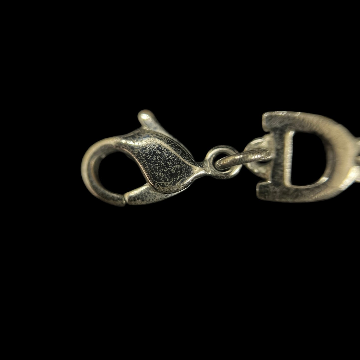 CHRISTIAN DIOR Plain Oblong Plate Fine Box Chain Necklace Silver Tone Metal Delicate Thin Chain Adjustable Extension with CD Logo Charm Minimalist Elegant Casual Daily Accessory