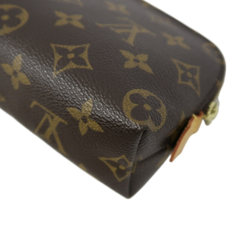 LV Vuitton Monogram Pochette Cosmetique, Pouch (Clutch Style)