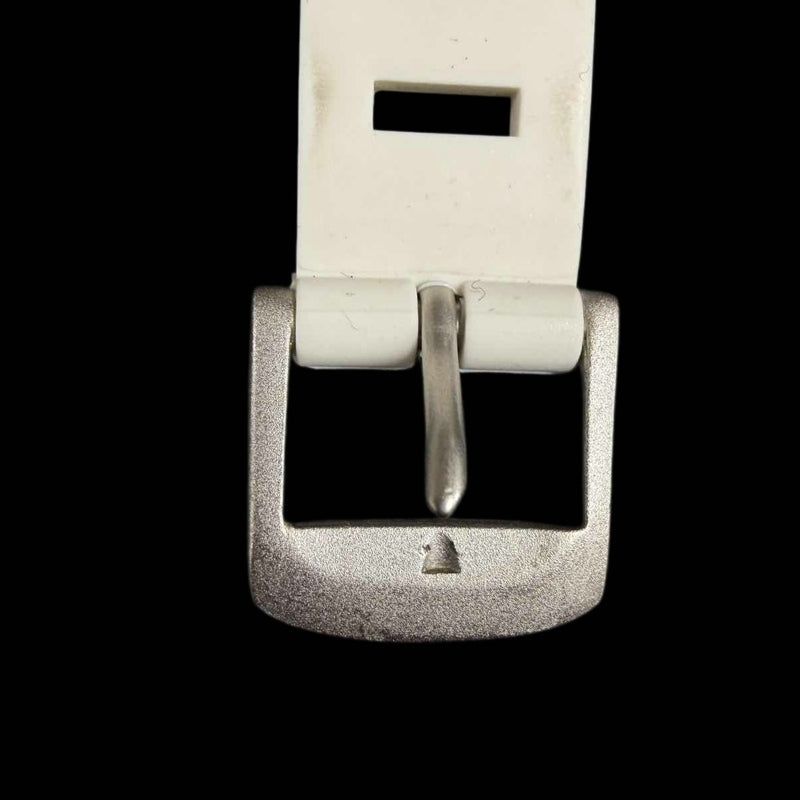 CHANEL white silicon bracelet, with box