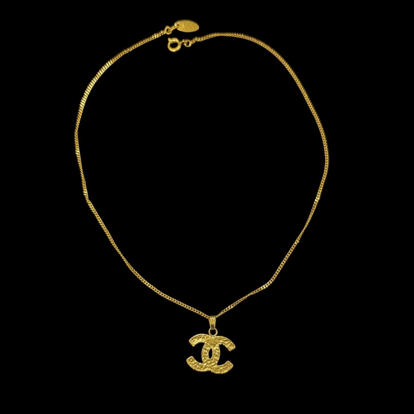 CHANEL CC Logo Black Enamel Pendant Necklace Gold Tone Metal Thin Snake Chain Vintage Classic Elegant Design