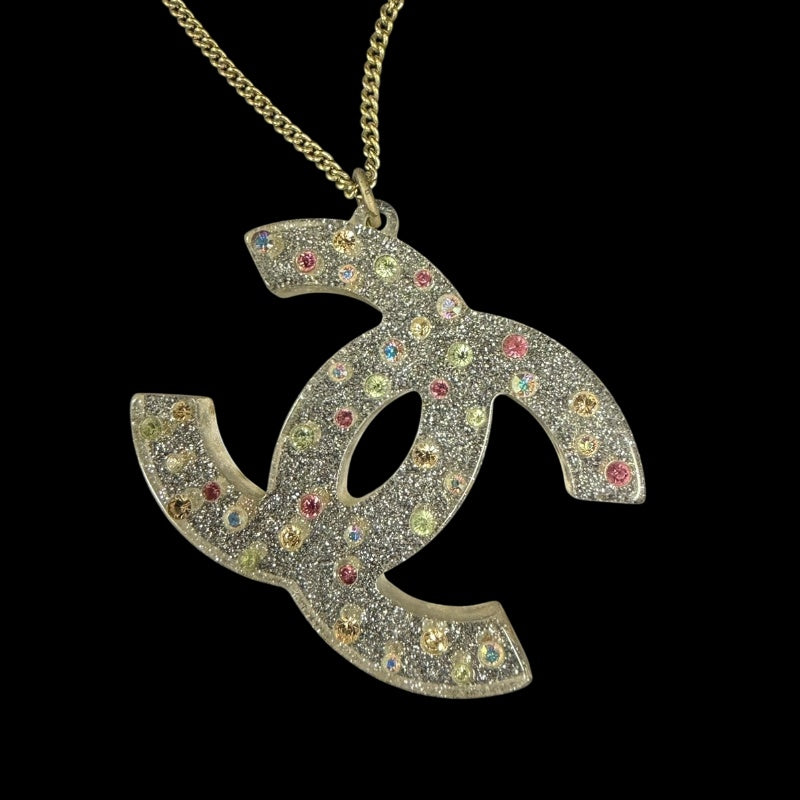 CHANEL CC Logo Necklace Accessory Gold Metal Chain Multi-color Rhinestone Large Pendant Retro Glam Design