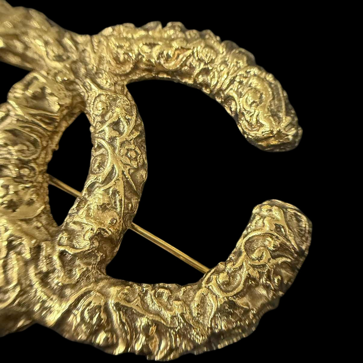 CHANEL CHANEL Brooch, Gold Hardware, CHANEL Gold Alloy Brooch
