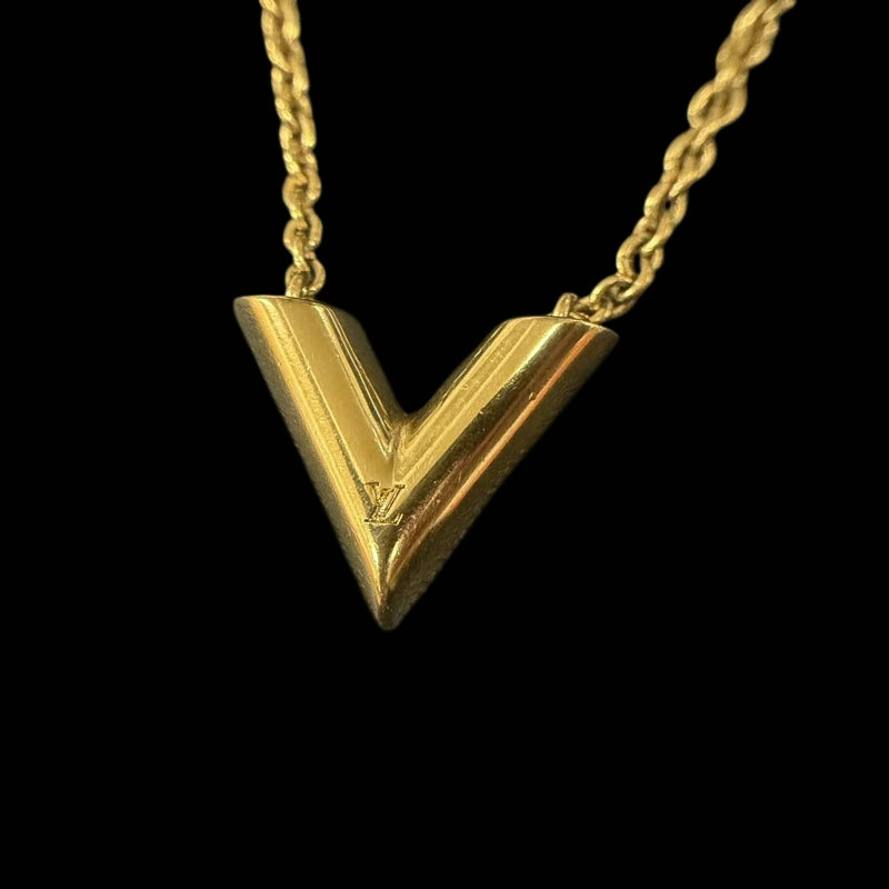 LOUIS VUITTON Essential V Necklace Gold Tone Metal