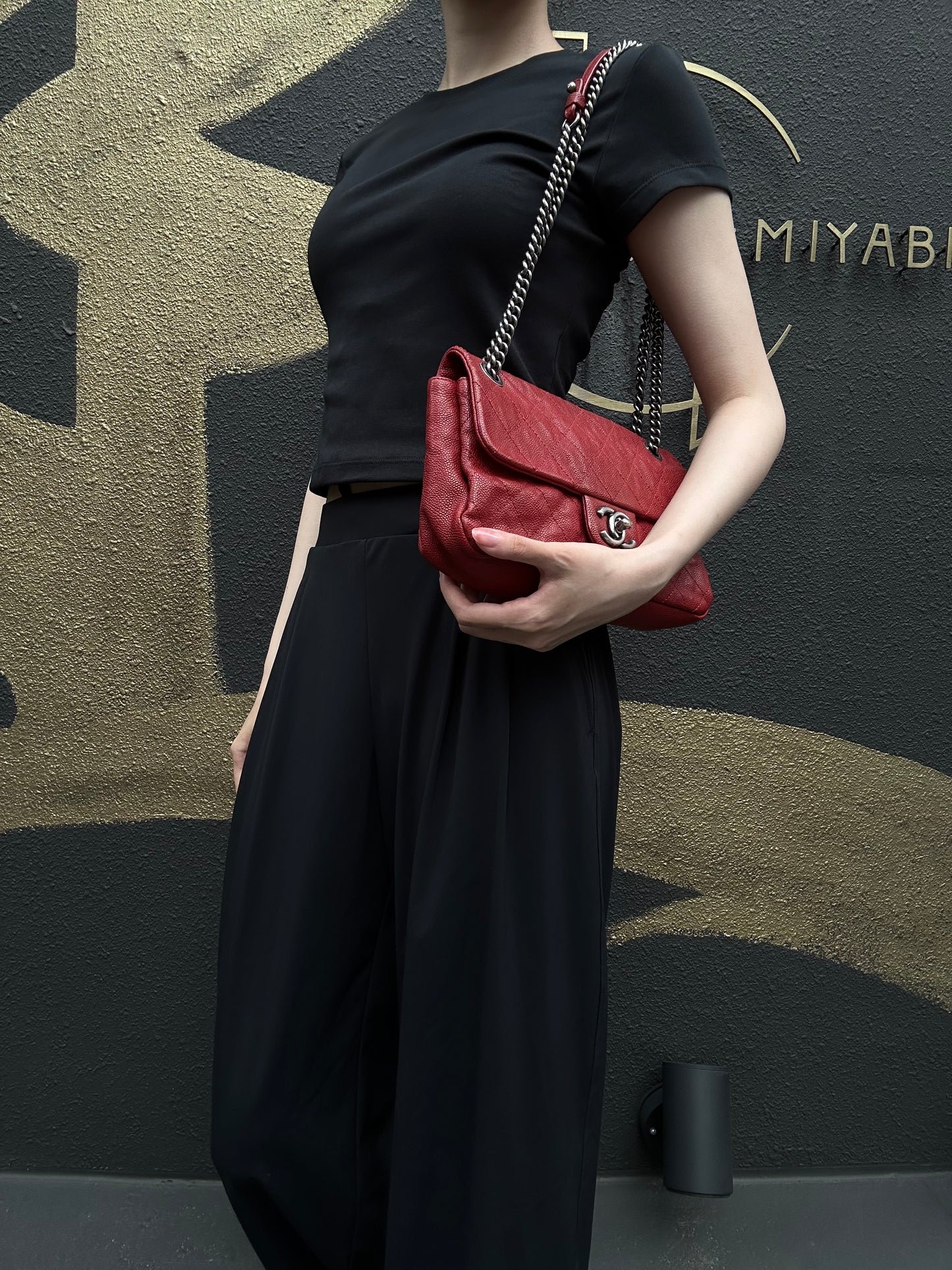 CHANEL Classic Flap CF Caviar Leather Shoulder Bag Red Dark Silver-Tone Hardware With Guarantee Card