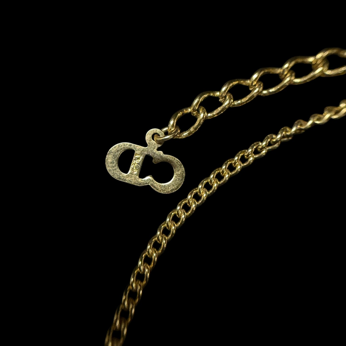 CHRISTIAN DIOR 3D Alphabet Logo Pendant Necklace Gold Tone Metal Thin Curb Chain Adjustable Extension With CD Charm Minimalist Casual Elegant Design