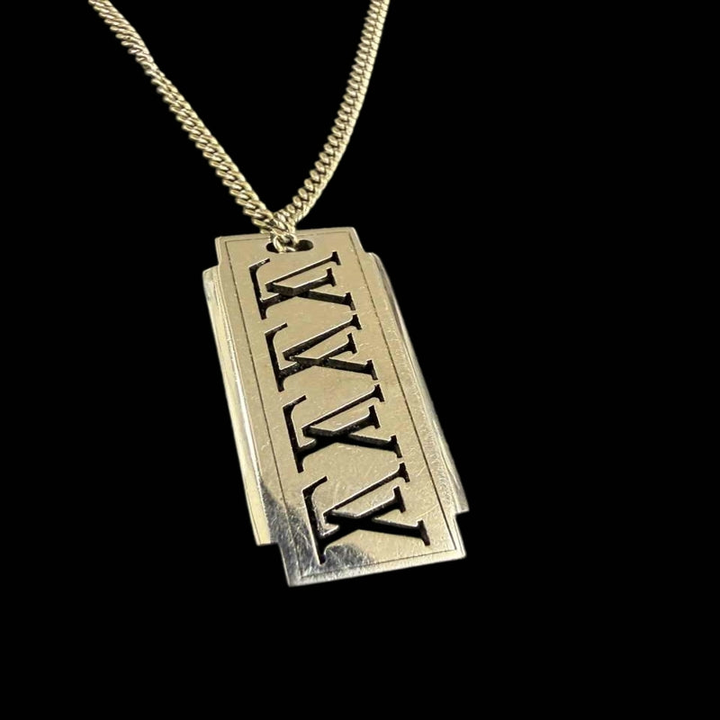 LOUIS VUITTON Collier Plaque LV Logo Pendant Necklace Silver Alloy Hardware