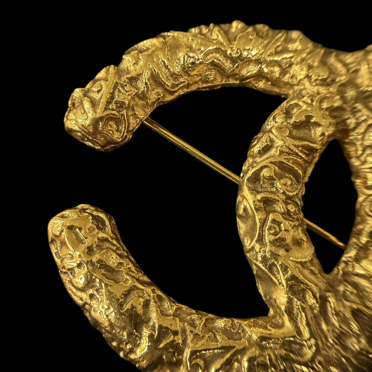 CHANEL CHANEL Brooch, Gold Hardware, CHANEL Gold Alloy Brooch