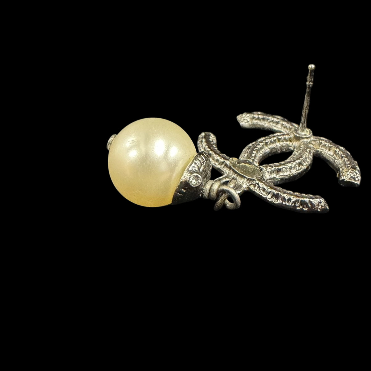 CHANEL Silver Alloy Faux Pearl Double CC Drop Earrings With Silver Hardware