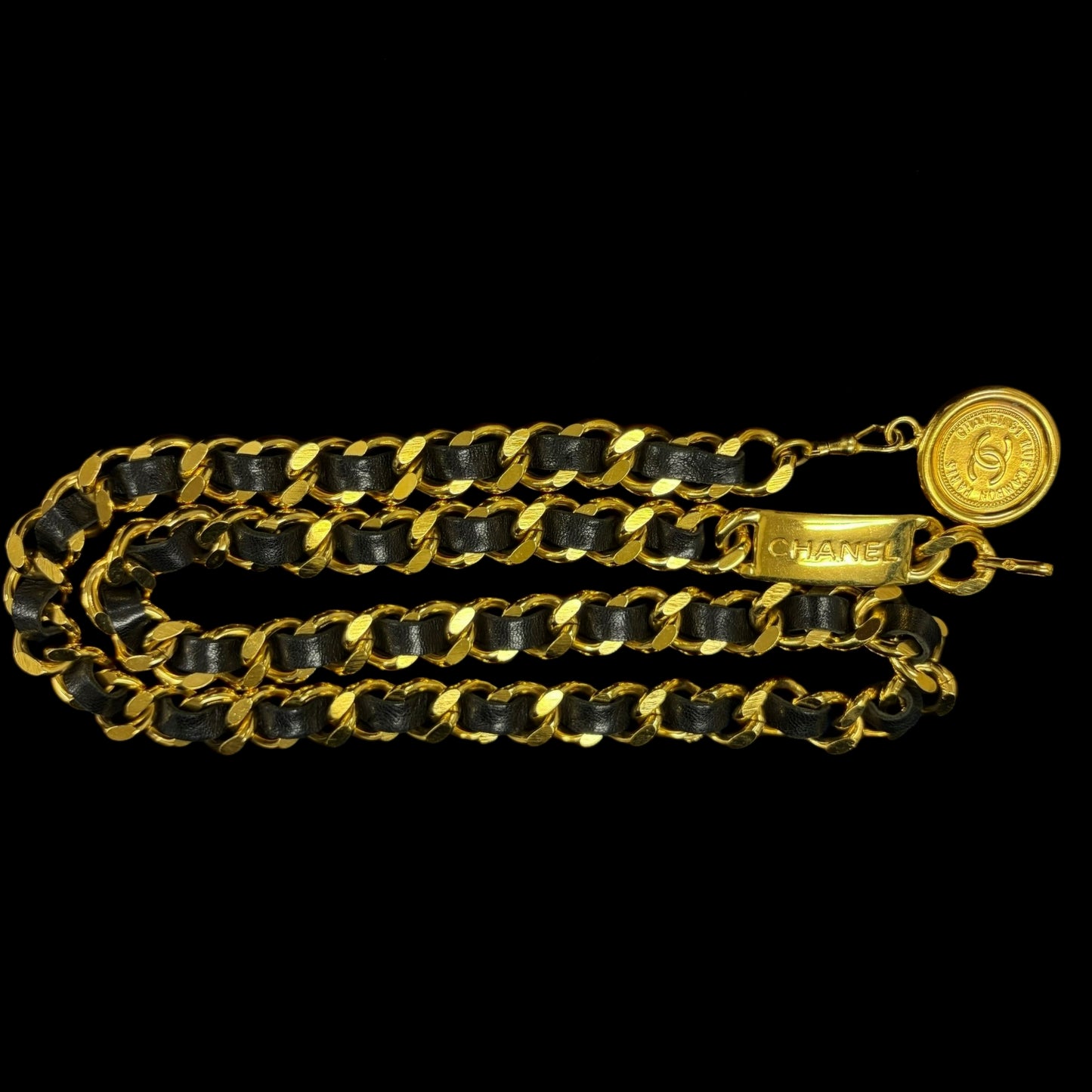 CHANEL Classic Lambskin Interwoven Chain Belt Black Leather Gold Hardware CC Logo Round Coin Pendant Vintage Iconic Elegant Outfit Accesory