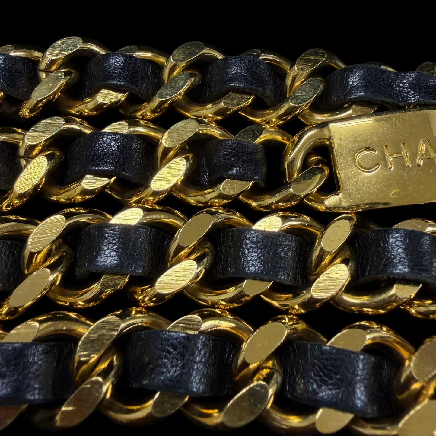 CHANEL Classic Lambskin Interwoven Chain Belt Black Leather Gold Hardware CC Logo Round Coin Pendant Vintage Iconic Elegant Outfit Accesory