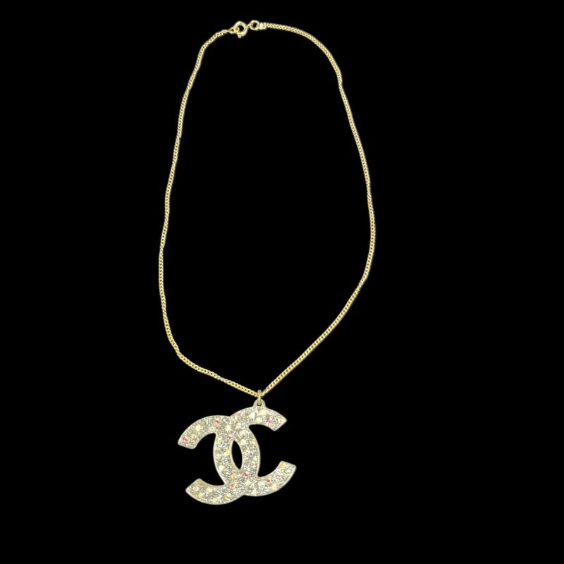 CHANEL CC Logo Necklace Accessory Gold Metal Chain Multi-color Rhinestone Large Pendant Retro Glam Design