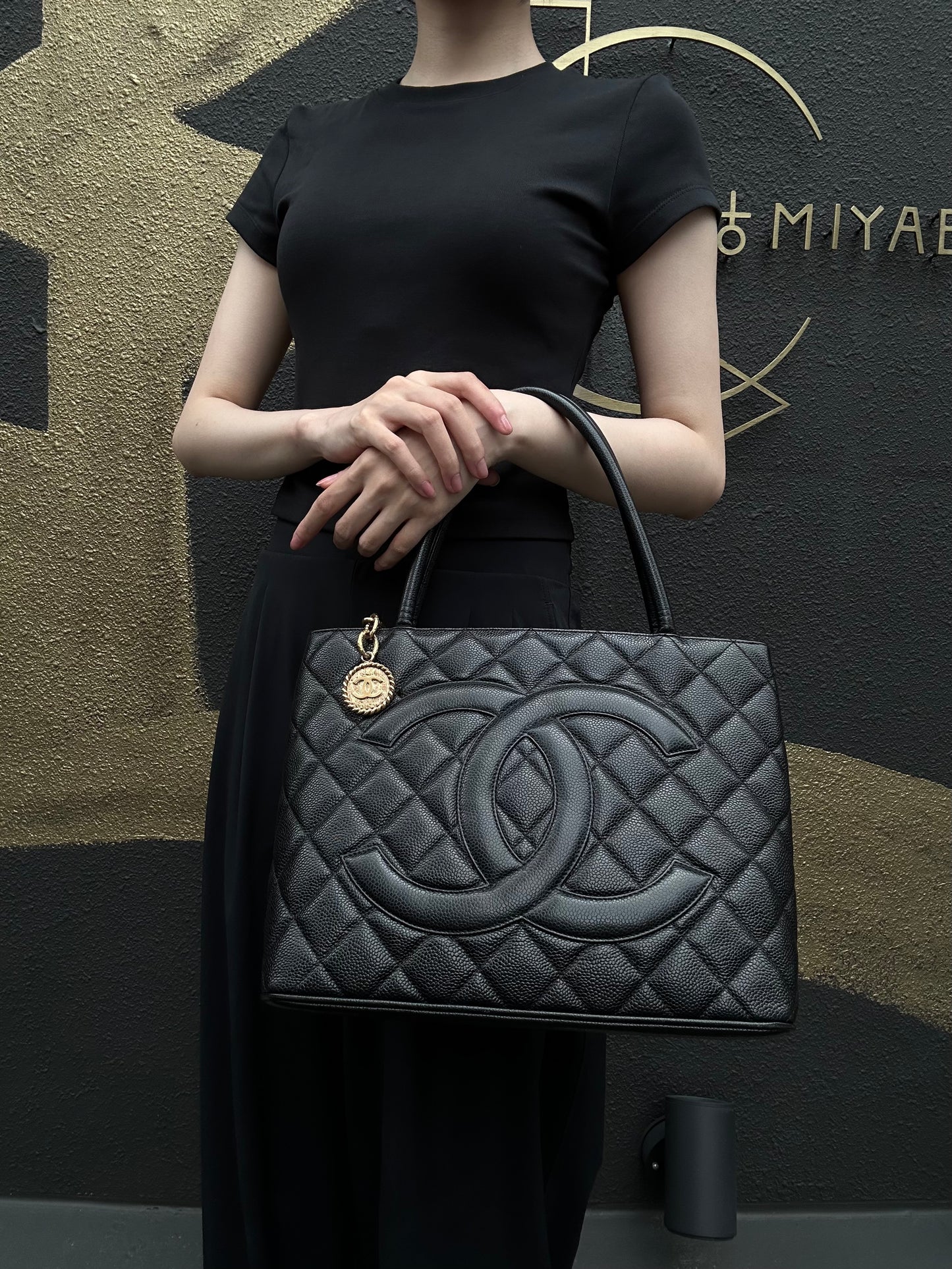 CHANEL Vintage Caviar Leather Hilton Tote Bag Black Gold Hardware With Gold Tag