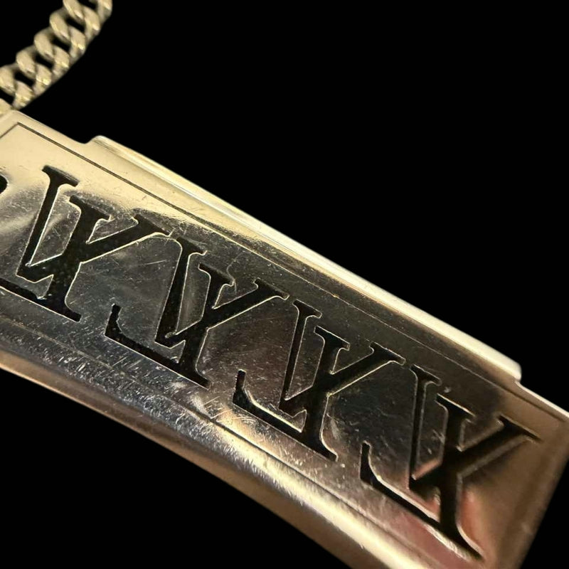 LOUIS VUITTON Collier Plaque LV Logo Pendant Necklace Silver Alloy Hardware