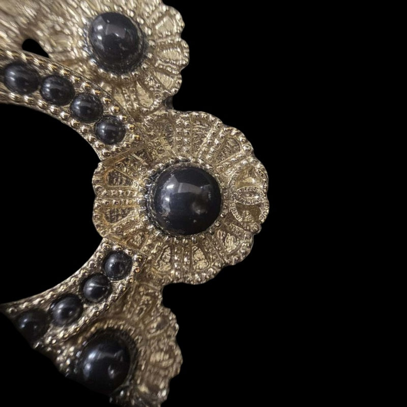 CHANEL CC Logo Brooch Accessory Gold Tone Metal Black Pearl Full Stone Inlay Vintage Elegant Design